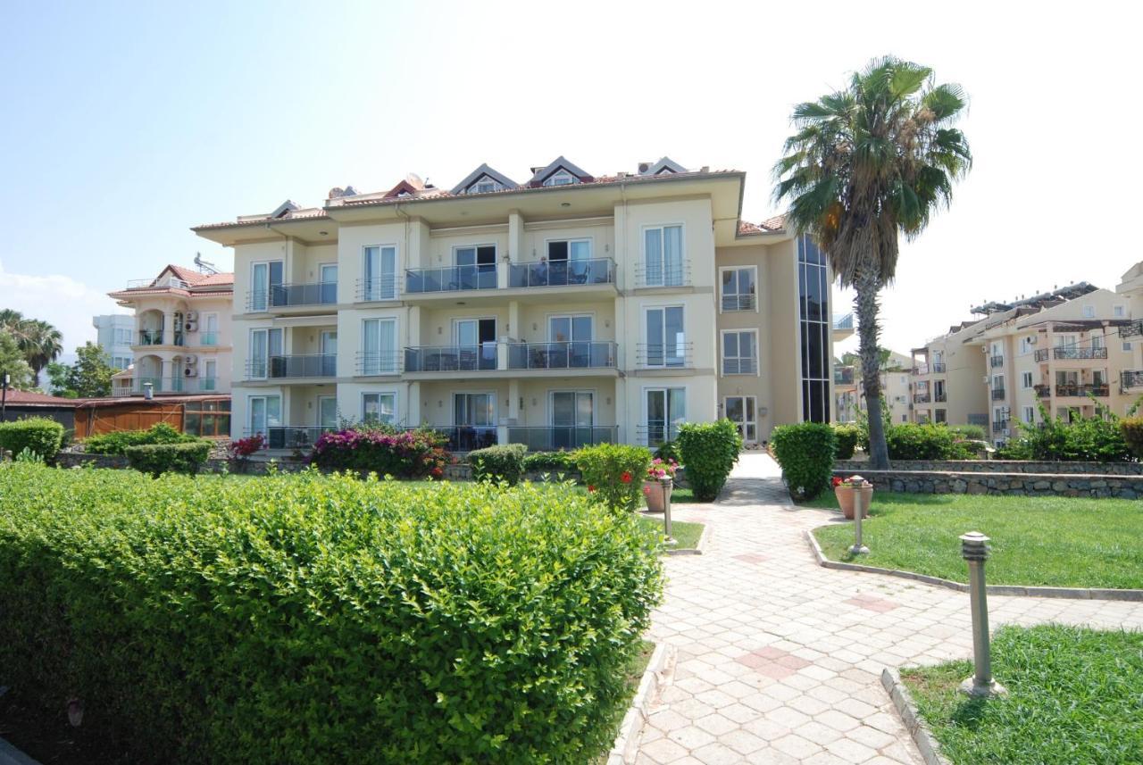 Saros Apartments Calis Beach Fethiye Exterior photo