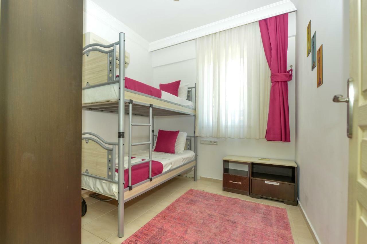 Saros Apartments Calis Beach Fethiye Exterior photo